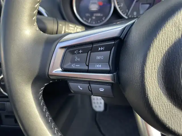 マツダ ロードスター ＲＦ S 滋賀県 2022(令4)年 3.2万km スノーフレイクホワイトパールマイカ 純正ナビ/(AM FM Bluetooth)/バックカメラ/革巻きステアリング/ステアリングリモコン/ETC/ドライブレコーダー/車線逸脱警報/ブラインドスポットモニター/クルーズコントロール/シートヒーター/純正フロアマット/LEDヘッドライト