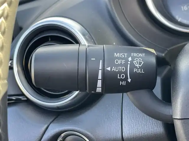 マツダ ロードスター ＲＦ S 滋賀県 2022(令4)年 3.2万km スノーフレイクホワイトパールマイカ 純正ナビ/(AM FM Bluetooth)/バックカメラ/革巻きステアリング/ステアリングリモコン/ETC/ドライブレコーダー/車線逸脱警報/ブラインドスポットモニター/クルーズコントロール/シートヒーター/純正フロアマット/LEDヘッドライト