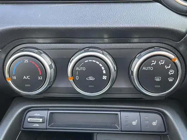 マツダ ロードスター ＲＦ S 滋賀県 2022(令4)年 3.2万km スノーフレイクホワイトパールマイカ 純正ナビ/(AM FM Bluetooth)/バックカメラ/革巻きステアリング/ステアリングリモコン/ETC/ドライブレコーダー/車線逸脱警報/ブラインドスポットモニター/クルーズコントロール/シートヒーター/純正フロアマット/LEDヘッドライト