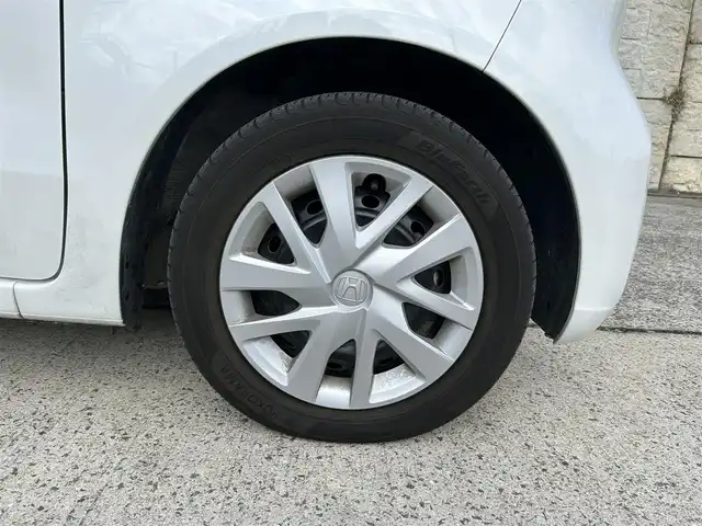 ホンダ Ｎ ＢＯＸ 長崎県 2024(令6)年 2.8万km プラチナホワイトパール ワンオーナー/衝突軽減システム/レーンアシスト/レーダークルーズ/両側パワースライドドア/オートライト/前後ソナー/スマートキー/プッシュスタート