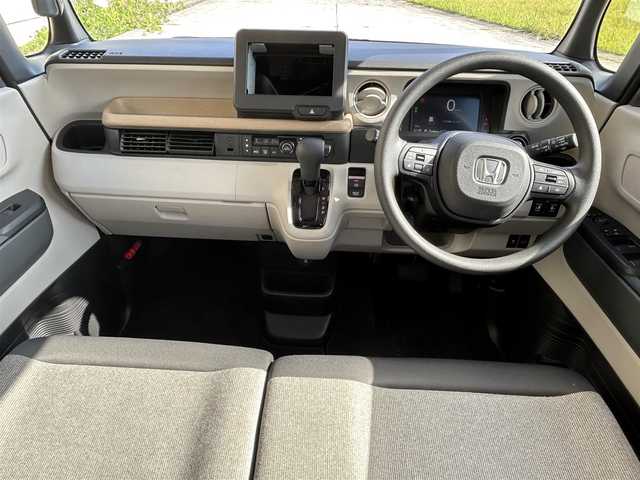 ホンダ Ｎ ＢＯＸ 長崎県 2024(令6)年 2.8万km プラチナホワイトパール ワンオーナー/衝突軽減システム/レーンアシスト/レーダークルーズ/両側パワースライドドア/オートライト/前後ソナー/スマートキー/プッシュスタート