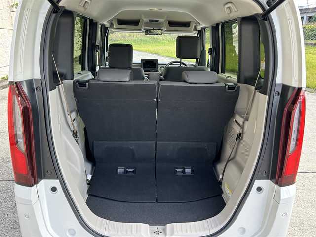 ホンダ Ｎ ＢＯＸ 長崎県 2024(令6)年 2.8万km プラチナホワイトパール ワンオーナー/衝突軽減システム/レーンアシスト/レーダークルーズ/両側パワースライドドア/オートライト/前後ソナー/スマートキー/プッシュスタート