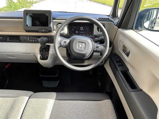 ホンダ Ｎ ＢＯＸ 長崎県 2024(令6)年 2.8万km プラチナホワイトパール ワンオーナー/衝突軽減システム/レーンアシスト/レーダークルーズ/両側パワースライドドア/オートライト/前後ソナー/スマートキー/プッシュスタート