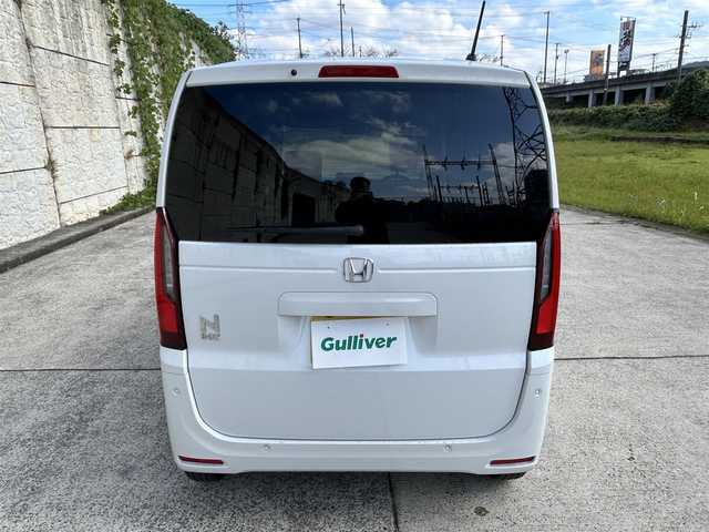 ホンダ Ｎ ＢＯＸ 長崎県 2024(令6)年 2.8万km プラチナホワイトパール ワンオーナー/衝突軽減システム/レーンアシスト/レーダークルーズ/両側パワースライドドア/オートライト/前後ソナー/スマートキー/プッシュスタート