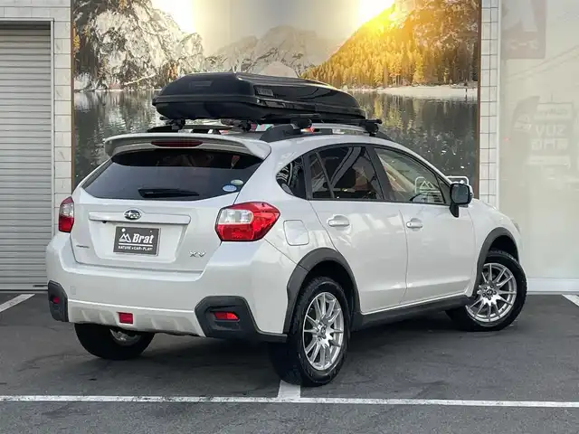 スバル インプレッサ ＸＶ 2．0i－L アイサイト 長野県 2013(平25)年 8.1万km サテンホワイトパール ４WDワンオーナー/inno製ルーフボックス/inno製ベースキャリア/冬タイヤ・社外アルミホイール装着/積込純正ホイール・夏タイヤ/アイサイト/カロッツェリアナビ　/フルセグTV・Bluetooth・DVD/バックカメラ/ETC/デジタルインナーミラー型ドラレコ/追従機能付クルーズコントロール/運転席パワーシート/パドルシフト/車線逸脱防止警報機能/アイドリングストップ/スマートキー/プッシュスタート/スペアキー/保証書/取扱説明書