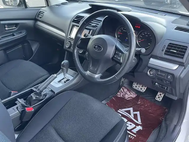 スバル インプレッサ ＸＶ 2．0i－L アイサイト 長野県 2013(平25)年 8.1万km サテンホワイトパール ４WDワンオーナー/inno製ルーフボックス/inno製ベースキャリア/冬タイヤ・社外アルミホイール装着/積込純正ホイール・夏タイヤ/アイサイト/カロッツェリアナビ　/フルセグTV・Bluetooth・DVD/バックカメラ/ETC/デジタルインナーミラー型ドラレコ/追従機能付クルーズコントロール/運転席パワーシート/パドルシフト/車線逸脱防止警報機能/アイドリングストップ/スマートキー/プッシュスタート/スペアキー/保証書/取扱説明書