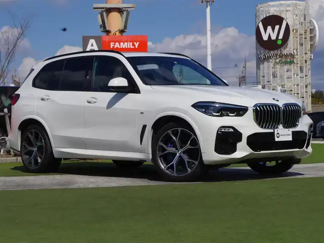 ＢＭＷ ＢＭＷ Ｘ５ xDrive 35d Mスポーツ 千葉県 2021(令3)年 3.3万km アルピンホワイトⅢ インテリジェントセーフティ/パーキングアシスト/サンルーフ/パワーバックドア/ブラックレザーシート/前席パワーシート/シートヒーター/純正HDDナビ/地デジTV/【Bluetooth接続】/360°カメラ/ドライブレコーダー（前後撮影）/ミラー内蔵ETC/LEDヘッドライト/ウインカーミラー/革巻きステアリング/ステアリングスイッチ/コーナーセンサー/純正21インチアルミホイル/サイド/カーテンエアバッグ/コンフォートアクセス