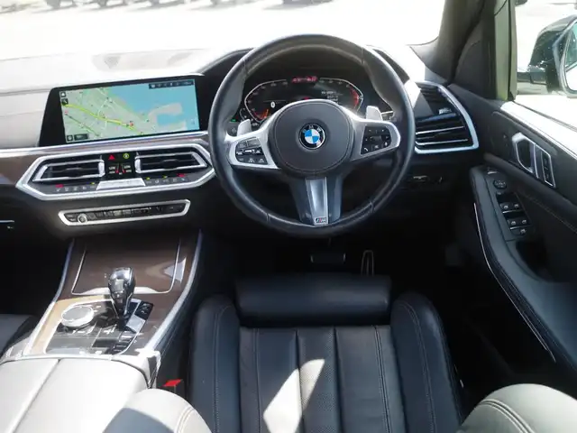 ＢＭＷ ＢＭＷ Ｘ５ xDrive 35d Mスポーツ 千葉県 2021(令3)年 3.3万km アルピンホワイトⅢ インテリジェントセーフティ/パーキングアシスト/サンルーフ/パワーバックドア/ブラックレザーシート/前席パワーシート/シートヒーター/純正HDDナビ/地デジTV/【Bluetooth接続】/360°カメラ/ドライブレコーダー（前後撮影）/ミラー内蔵ETC/LEDヘッドライト/ウインカーミラー/革巻きステアリング/ステアリングスイッチ/コーナーセンサー/純正21インチアルミホイル/サイド/カーテンエアバッグ/コンフォートアクセス