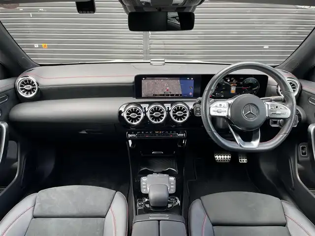 メルセデス・ベンツ ＣＬＡ２００ｄ Sブレーク AMGライン 三重県 2021(令3)年 3.5万km ポーラホワイト 純正HDDナビ（フルセグTV/BT）/バックモニター/ABS/コーナーセンサー/自動駐車/クルーズコントロール（追従走行有）/純正ドライブレコーダー（前後）/ETC2.0/マルチビームLED/ブラインドスポットアシスト/メモリ機能付きパワーシート/シートヒーター/フットトランクオープナー/ACC