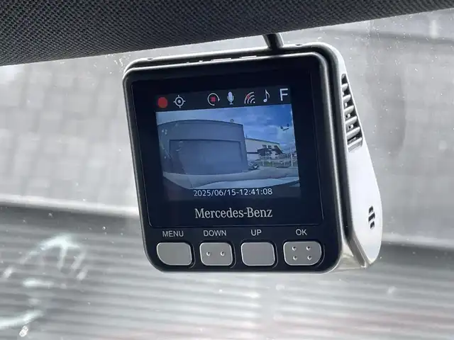 メルセデス・ベンツ ＣＬＡ２００ｄ Sブレーク AMGライン 三重県 2021(令3)年 3.5万km ポーラホワイト 純正HDDナビ（フルセグTV/BT）/バックモニター/ABS/コーナーセンサー/自動駐車/クルーズコントロール（追従走行有）/純正ドライブレコーダー（前後）/ETC2.0/マルチビームLED/ブラインドスポットアシスト/メモリ機能付きパワーシート/シートヒーター/フットトランクオープナー/ACC