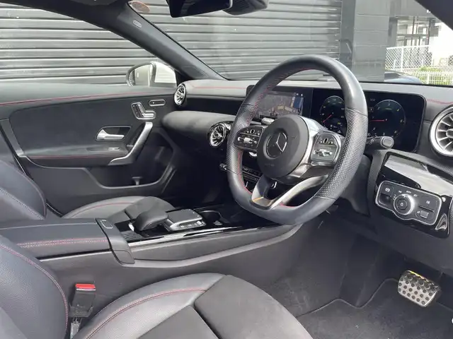 メルセデス・ベンツ ＣＬＡ２００ｄ Sブレーク AMGライン 三重県 2021(令3)年 3.5万km ポーラホワイト 純正HDDナビ（フルセグTV/BT）/バックモニター/ABS/コーナーセンサー/自動駐車/クルーズコントロール（追従走行有）/純正ドライブレコーダー（前後）/ETC2.0/マルチビームLED/ブラインドスポットアシスト/メモリ機能付きパワーシート/シートヒーター/フットトランクオープナー/ACC