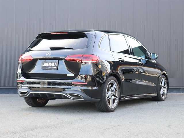メルセデス・ベンツ Ｂ２００ｄ AMGライン 静岡県 2022(令4)年 3万km コスモスブラック サンルーフ　/レザーエクスクルーシブＰＫＧ　/アドバンスドＰＫＧ　/レーダーセーフティＰＫＧ　/ナビゲーションＰＫＧ　/フルセグＴＶ　/パドルシフト　/ＨＵＤ　/３６０°カメラ　/アンビエントライト　/シートヒーター　/パワーバックドア　