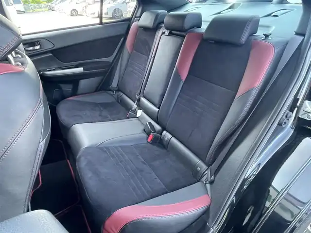 スバル ＷＲＸ ＳＴＩ STI タイプS 青森県 2015(平27)年 8.3万km クリスタルブラックシリカ 4WD/純正ナビ/純正リアスポイラー/STi18インチAW/LEDヘッドライト/オートライト/プッシュスタート/スマートキー/ハーフレザーシート