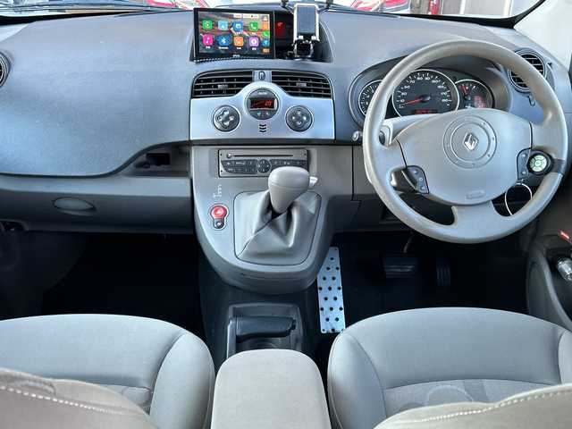 ルノー カングー 1．6 栃木県 2011(平23)年 9.6万km 青 社外ディスプレイオーディオ/・Bluetooth CD /・バックカメラ/純正オーディオ/リモコンキー/ドアバイザー/ドライブレコーダー/オートエアコン/取扱説明書