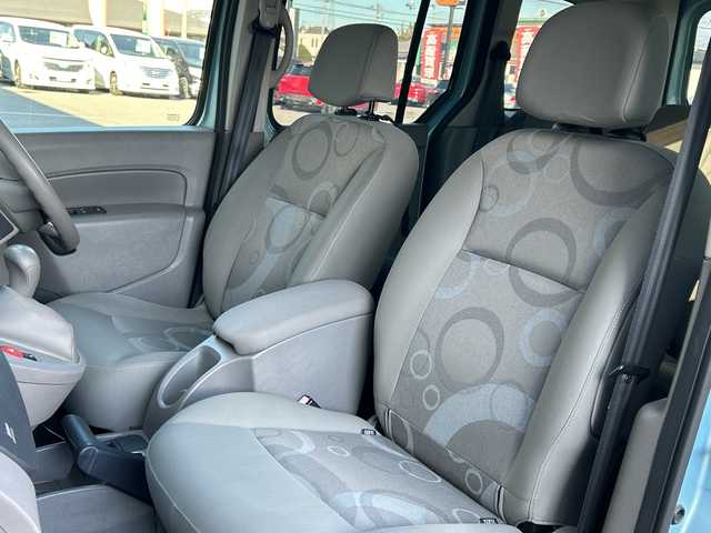 ルノー カングー 1．6 栃木県 2011(平23)年 9.6万km 青 社外ディスプレイオーディオ/・Bluetooth CD /・バックカメラ/純正オーディオ/リモコンキー/ドアバイザー/ドライブレコーダー/オートエアコン/取扱説明書