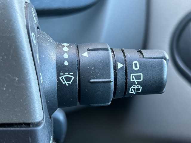 ルノー カングー 1．6 栃木県 2011(平23)年 9.6万km 青 社外ディスプレイオーディオ/・Bluetooth CD /・バックカメラ/純正オーディオ/リモコンキー/ドアバイザー/ドライブレコーダー/オートエアコン/取扱説明書