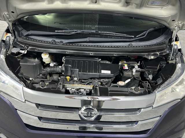 日産 デイズ HWS X Vセレ +SeftyⅡ 沖縄県 2015(平27)年 4.6万km プレミアムパープルP 純正ナビ/・AM/FM/CD/DVD/フルセグTV/USB/・Bluetooth接続/インテリジェントエマージェンシーブレーキ/ドライブレコーダー前方/ETC/純正フロアマット/ドアバイザー/スマートキー/スペアキー有/取扱説明書/保証書
