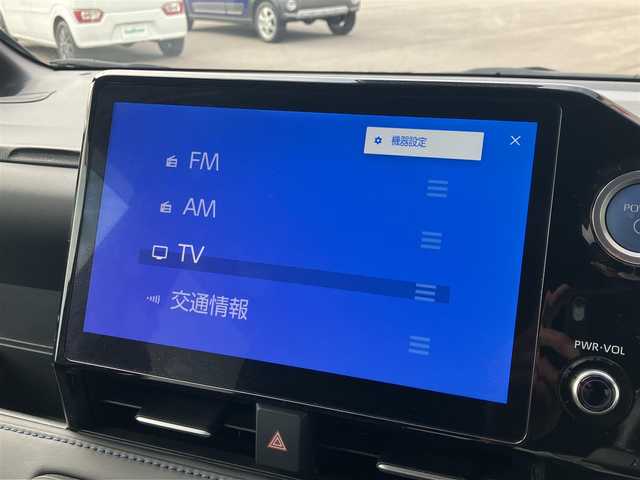 トヨタ ヴォクシー ハイブリッド S－Z 道央・札幌 2022(令4)年 2.7万km アティチュードブラックマイカ ワンオーナー/寒冷地仕様/純正10.5型ナビ/フルセグ/CD/DVD/BT/Miracast/USB/バックカメラ/両側パワースライド/パワーバックドア/ハーフレザーシート/衝突軽減ブレーキ/レーンキープアシスト/前後ドライブレコーダー/レーダークルーズコントロール/シートヒーター（D/N）/ステアリングヒーター/ワイパーデアイサー/オートマチックハイビーム/AC100V電源/コーナーセンサー/ＬＥＤヘッドライト/ヘッドライトレベライザー/ビルトインＥＴＣ/スマートキー×2/保証書/取扱説明書