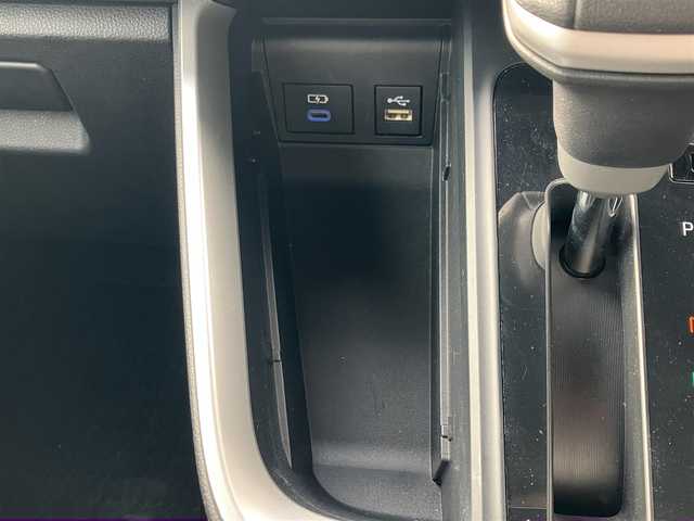 トヨタ ヴォクシー ハイブリッド S－Z 道央・札幌 2022(令4)年 2.7万km アティチュードブラックマイカ ワンオーナー/寒冷地仕様/純正10.5型ナビ/フルセグ/CD/DVD/BT/Miracast/USB/バックカメラ/両側パワースライド/パワーバックドア/ハーフレザーシート/衝突軽減ブレーキ/レーンキープアシスト/前後ドライブレコーダー/レーダークルーズコントロール/シートヒーター（D/N）/ステアリングヒーター/ワイパーデアイサー/オートマチックハイビーム/AC100V電源/コーナーセンサー/ＬＥＤヘッドライト/ヘッドライトレベライザー/ビルトインＥＴＣ/スマートキー×2/保証書/取扱説明書