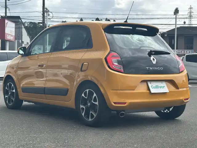 ルノー トゥインゴ EDC 鹿児島県 2019(令1)年 7.1万km 黄 純正ナビ/　　BT/AUX/LEDオートライト/純正アルミホイール/アイドリングストップ/リモコンキー/ETC