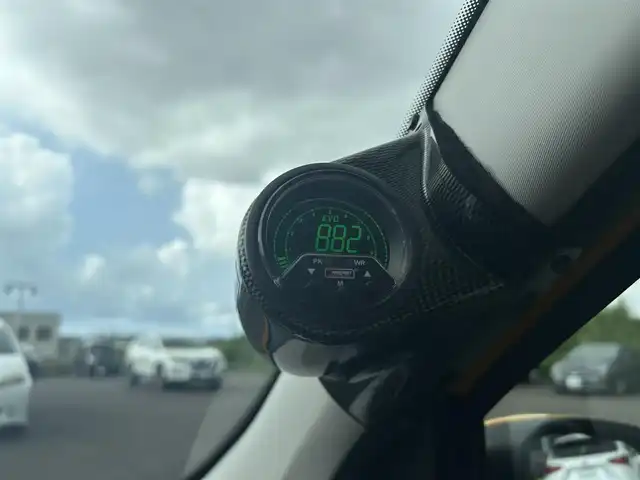 ルノー トゥインゴ EDC 鹿児島県 2019(令1)年 7.1万km 黄 純正ナビ/　　BT/AUX/LEDオートライト/純正アルミホイール/アイドリングストップ/リモコンキー/ETC