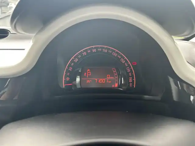 ルノー トゥインゴ EDC 鹿児島県 2019(令1)年 7.1万km 黄 純正ナビ/　　BT/AUX/LEDオートライト/純正アルミホイール/アイドリングストップ/リモコンキー/ETC