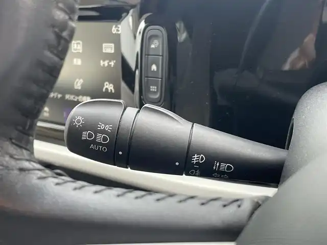 ルノー トゥインゴ EDC 栃木県 2019(令1)年 7.1万km 黄 純正ナビ/　　BT/AUX/LEDオートライト/純正アルミホイール/アイドリングストップ/リモコンキー/ETC