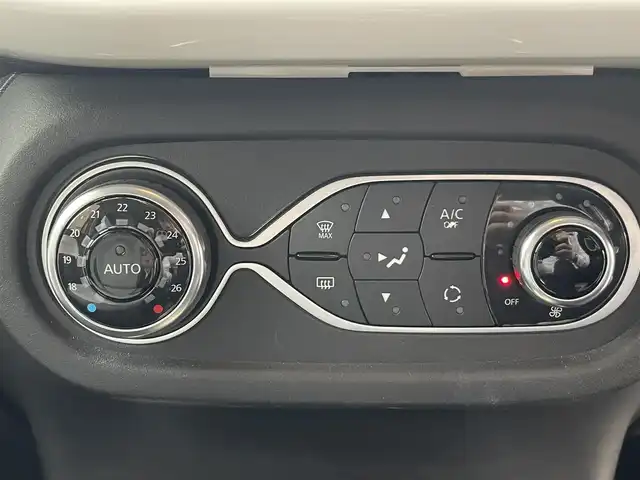 ルノー トゥインゴ EDC 栃木県 2019(令1)年 7.1万km 黄 純正ナビ/　　BT/AUX/LEDオートライト/純正アルミホイール/アイドリングストップ/リモコンキー/ETC