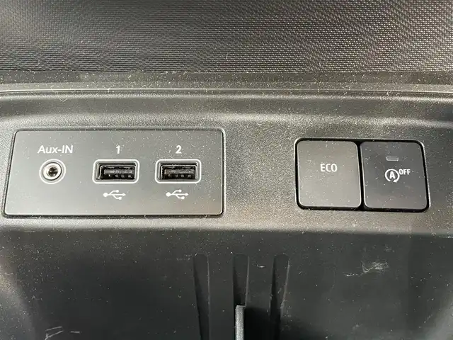 ルノー トゥインゴ EDC 栃木県 2019(令1)年 7.1万km 黄 純正ナビ/　　BT/AUX/LEDオートライト/純正アルミホイール/アイドリングストップ/リモコンキー/ETC