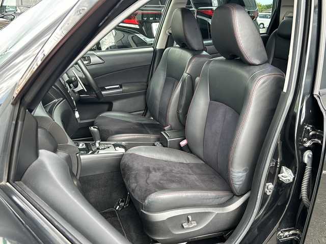 スバル エクシーガ 2．5i スペックB アイサイト 青森県 2013(平25)年 7.1万km 黒 ・４WD/・社外SDメモリナビ/（フルセグ・BT・ラジオ・CD・DVD）/・バックカメラ/・レーダークルーズコントロール/・ハーフレザーシート/・ETC/・社外前方ドライブレコーダー/・SI-DRIVE/・パドルシフト/・アイサイト/・プリクラッシュブレーキ/・車線逸脱警報/・電動格納ミラー/・ウィンカーミラー/・純正18インチアルミホイール