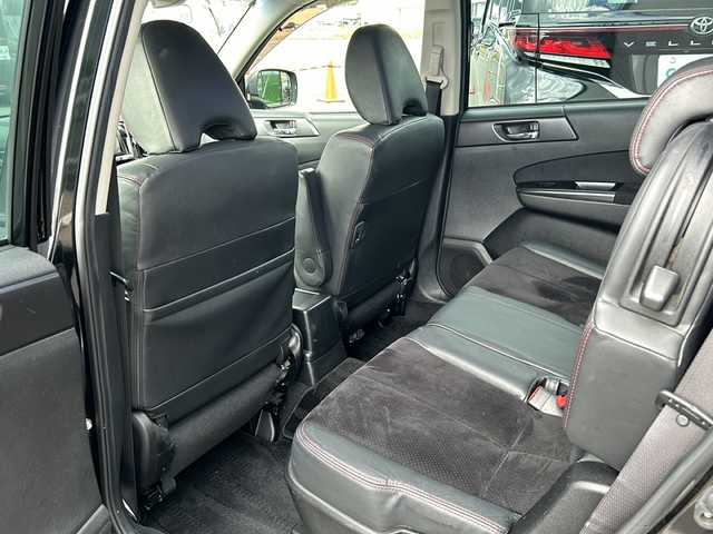 スバル エクシーガ 2．5i スペックB アイサイト 青森県 2013(平25)年 7.1万km 黒 ・４WD/・社外SDメモリナビ/（フルセグ・BT・ラジオ・CD・DVD）/・バックカメラ/・レーダークルーズコントロール/・ハーフレザーシート/・ETC/・社外前方ドライブレコーダー/・SI-DRIVE/・パドルシフト/・アイサイト/・プリクラッシュブレーキ/・車線逸脱警報/・電動格納ミラー/・ウィンカーミラー/・純正18インチアルミホイール