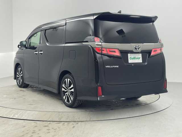 トヨタ ヴェルファイア Z Gエディション 熊本県 2020(令2)年 7.6万km ブラック ワンオーナー/禁煙車/トヨタセーフティセンス/・レーンキープアシスト/・クリアランスソナー/・プリクラッシュセーフティ/・プリクラッシュセーフティブレーキ/・レーダークルーズコントロール/・パワーバックドア/両側電動ドア/純正フリップダウンモニター/純正10インチメモリナビ/・CD/DVD/Bluetooth/フルセグTV/・ビルトインETC/・バックカメラ/革巻きステアリング/・ステアリングスイッチ/・ステアリングヒーター/レザーシート/・DNセカンドパワーシート/・DNベンチレーション/・D席メモリ付き/MT付きAT/左右独立エアコン/純正フロアマット/純正ドアバイザー/純正18インチAW/オートライト/・オートマチックハイビーム/・シーケンシャル三眼LEDヘッドライト/・LEDフォグランプ/電動格納ウインカーミラー/電子パーキング/・ブレーキホールド