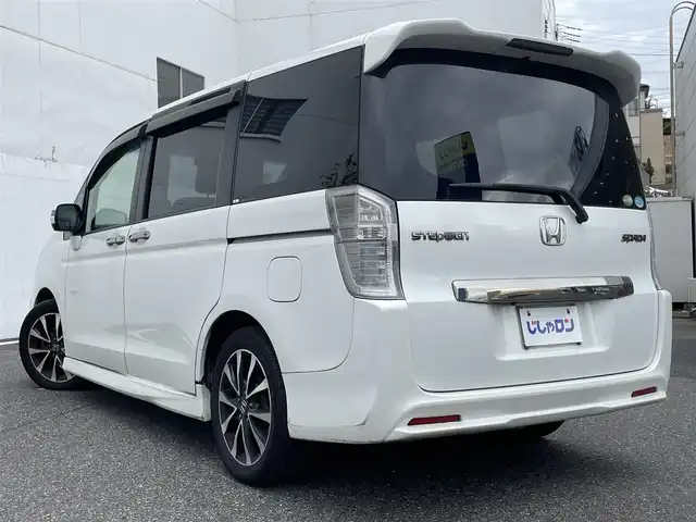 ホンダ ステップワゴン スパーダ Z クールスピリット 千葉県 2013(平25)年 9.9万km ホワイトオーキッドパール (株)IDOMが運営する【じしゃロン八千代店】の自社ローン専用車両になります。/こちらは現金またはオートローンご利用時の価格です。自社ローンご希望の方は別途その旨お申付け下さい/両側パワースライドドア/Bluetoothオーディオ対応ナビ