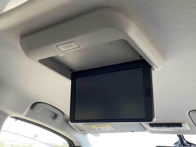 日産 セレナ ハイウェイスターVセレクションⅡ 新潟県 2019(平31)年 4万km ダイヤモンドブラック 2トーン 4WD/純正9インチSDナビ(MM518D-L)/CD/DVD/BD/BT/フルセグテレビ/SDミュージックサーバー/全方位カメラ/ETC/フリップダウンモニター/ドライブレコーダー/衝突被害軽減ブレーキ/レーンキープアシスト/レーダークルーズコントロール/両側パワースライドドア/シートヒーター /ステアリングヒーター/ステアリングスイッチ/コーナーセンサー/パーキングアシスト/スマートキー/プッシュスタート/LEDヘッドライト/オートライト/フォグランプ/社外15インチアルミホイール/純正15インチAW冬タイヤ車載