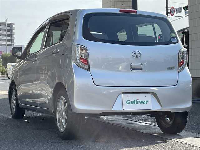 ダイハツ ミラ イース X SA 岡山県 2014(平26)年 2.9万km ブライトシルバーメタリック 登録時走行距離28606キロ/純正SDナビ/AM/FM/Bluetooth/TV/DVD/スマートアシスト/・衝突警報機能/・誤発進抑制機能（前方）/・先行車発進お知らせ機能/純正１４インチAW/純正フロアマット/電動格納ミラー/ハロゲンライト/リモコンキー/ETC