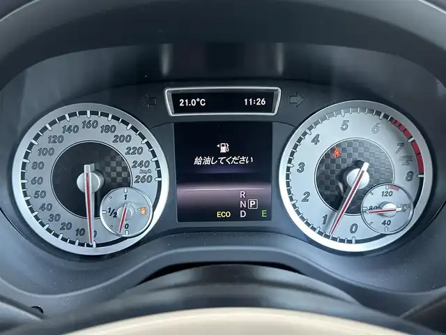メルセデス・ベンツ Ａ１８０ 愛知県 2014(平26)年 5.9万km パール セーフティパッケージ/　・衝突被害軽減ブレーキ/　・ブラインドスポットモニター/  ・追従型クルーズコントロール/純正マルチファンクションディスプレイ/ -BT/CD/DVD/バックカメラ/ステアリングリモコン/パワーシート/シートメモリー/フルフラットシート/純正17インチアルミホイール/電動格納ミラー/取扱説明書/スマートキー/スペアキー