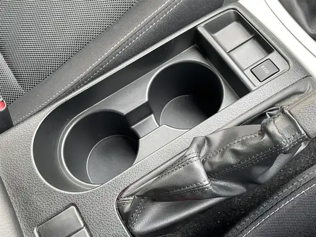 スバル インプレッサ 1．5i－L 青森県 2010(平22)年 3.9万km スパークシルバーメタリック ●ワンオーナー/●社外ＣＤ（ＤＸＺ３８５ＵＳＢ)/●記録簿１４枚/●キセノン/●スマートキー/●スペアキー/●ディーラー記録簿/H25/26/27/28/29/30/R1/2/3/4/5/6/●電動格納ミラー/●新車時保証書/●取扱説明書/●ブリザックスタッドレスタイヤ　ホイール４本車載