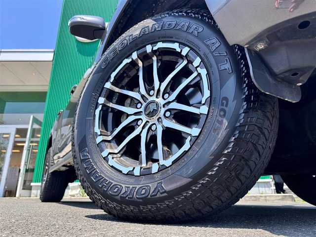 トヨタ ランドクルーザー プラド TX Lパッケージ 宮城県 2019(令1)年 7.6万km グレーメタリック トヨタセーフティセンスP/・プリクラッシュセーフティ/・レーンデイパーチャーアラート/・オートマチックハイビーム/・レーダークルーズコントロール【ブレーキ制御付】/ブラック革シート/・パワーシート【D/N】/・シートヒーター【D/N】/・エアシート【D/N】/社外フローティングナビ【ALPINE】/・フルセグ/・Bluetooth/・CD/DVD/・HDMI/バックカメラ/ビルドインETC2.0/社外前後ドライブレコーダー/社外マフラー/社外17インチアルミホイール/純正フロアマット/ドアバイアザー/スペアタイヤ/スペアキー/保証書