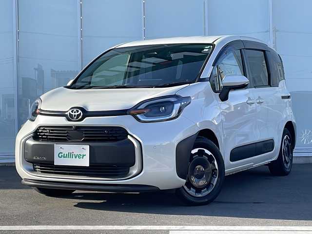 トヨタ シエンタ ハイブリッド Z 神奈川県 2023(令5)年 3.2万km ホワイトパールクリスタルシャイン ・８インチナビ　/・全周囲モニター　/・純正ＥＴＣ　/・Ｂｌｕｅｔｏｏｔｈ　/・ＡｐｐｌｅＣａｒＰｌａｙ　ＡｎｄｒｏｉｄＡｕｔｏ　/・フルセグTV/・ハンズフリーデュアルパワースライドドア　/・後席用サンシェード　/・アクセサリーコンセントト（AC100V・1500W/インパネ1・荷室1/非常時給電システム付）/・運転席アームレスト/・本革巻きステアリング/・純正サイドバイザー/・レーダークルーズコントロール（停止保持機能あり）/・LEDヘッドライト/・ドライブレコーダー（TZ-DR210）/・スマートキー/・プッシュスタート