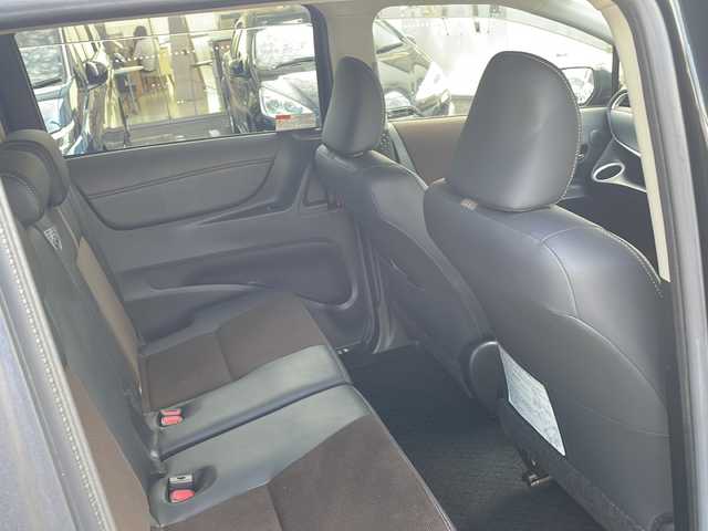 トヨタ シエンタ G クエロ 福岡県 2020(令2)年 5.1万km ブラックマイカ ワンオーナー/純正ナビ（Bluetooth・フルセグTV・CD・DVD再生）/ドライブレコーダー（前後）/USB入力端子/クリアランスソナー/コーナーセンサー/ビルトインETC/両側パワースライドドア/3列シート/レーンキープアシスト/パワーステアリング/パワーウィンドウ/アイドリングストップ/スマートキー/純正フロアマット/横滑り防止装置/盗難防止装置/衝突被害軽減システム/LEDオートライト/プッシュスタート/ABS/保証書/取扱説明書