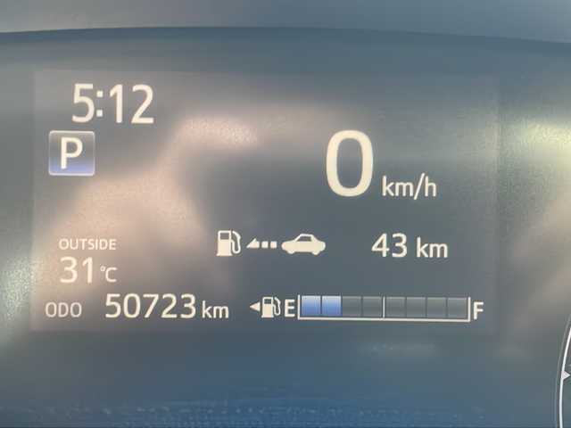 トヨタ シエンタ G クエロ 福岡県 2020(令2)年 5.1万km ブラックマイカ ワンオーナー/純正ナビ（Bluetooth・フルセグTV・CD・DVD再生）/ドライブレコーダー（前後）/USB入力端子/クリアランスソナー/コーナーセンサー/ビルトインETC/両側パワースライドドア/3列シート/レーンキープアシスト/パワーステアリング/パワーウィンドウ/アイドリングストップ/スマートキー/純正フロアマット/横滑り防止装置/盗難防止装置/衝突被害軽減システム/LEDオートライト/プッシュスタート/ABS/保証書/取扱説明書