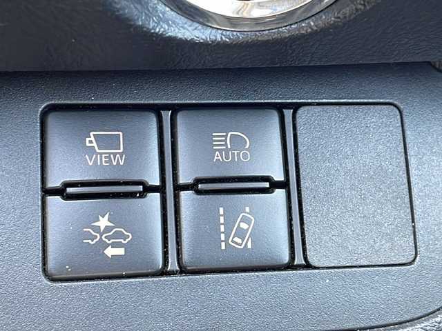トヨタ シエンタ G クエロ 福岡県 2020(令2)年 5.1万km ブラックマイカ ワンオーナー/純正ナビ（Bluetooth・フルセグTV・CD・DVD再生）/ドライブレコーダー（前後）/USB入力端子/クリアランスソナー/コーナーセンサー/ビルトインETC/両側パワースライドドア/3列シート/レーンキープアシスト/パワーステアリング/パワーウィンドウ/アイドリングストップ/スマートキー/純正フロアマット/横滑り防止装置/盗難防止装置/衝突被害軽減システム/LEDオートライト/プッシュスタート/ABS/保証書/取扱説明書