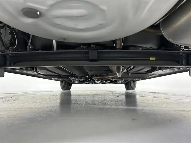トヨタ シエンタ G クエロ 佐賀県 2020(令2)年 5.1万km ブラックマイカ 純正9インチナビ/（Bluetooth・フルセグTV・CD・DVD）/衝突被害軽減ブレーキ/バックカメラ/コーナーセンサー/レーンキープアシスト/両側パワースライドドア/ハーフレザーシート/純正フロアマット/ＬＥＤヘッドライト/オートライト/オートマチックハイビーム/横滑り防止装置/盗難防止装置