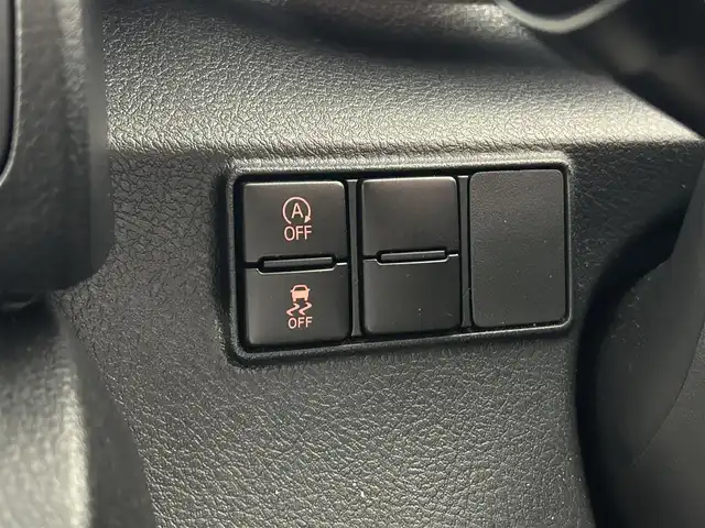 トヨタ シエンタ G クエロ 佐賀県 2020(令2)年 5.1万km ブラックマイカ 純正9インチナビ/（Bluetooth・フルセグTV・CD・DVD）/衝突被害軽減ブレーキ/バックカメラ/コーナーセンサー/レーンキープアシスト/両側パワースライドドア/ハーフレザーシート/純正フロアマット/ＬＥＤヘッドライト/オートライト/オートマチックハイビーム/横滑り防止装置/盗難防止装置
