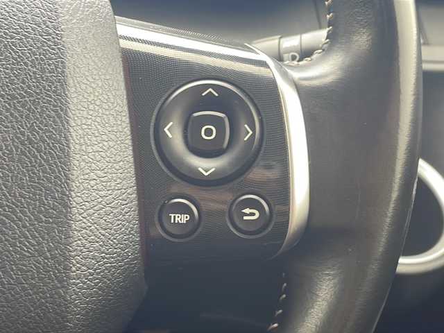 トヨタ シエンタ G クエロ 沖縄県 2020(令2)年 5.1万km ブラックマイカ 純正ナビ(ＮＳＺＴ－Ｙ６８Ｔ)/(フルセグＴＶ　Ｂｌｕｅｔｏｏｔｈ　ＣＤ　ＤＶＤ　ＡＭ　ＦＭ)　/パノラミックビューモニター　/ドライブレコーダー　/ＥＴＣ　　/ハーフレザーシート/ステアリングスイッチ/両側パワースライドドア　/トヨタセーフティセンス/・衝突被害軽減ブレーキ (プリクラッシュセーフティ)																																																		/・車線はみ出しアラート (レーンディパーチャーアラート)																									/・自動ハイビーム (オートマチックハイビーム)																									/スマートキー/プッシュスタート/アイドリングストップ/ＬＥＤヘッドライト　/オートライト/電動格納ミラー/クリアランスソナー/純正フロアマット/ドアバイザー/保証書/取扱説明書/記録簿