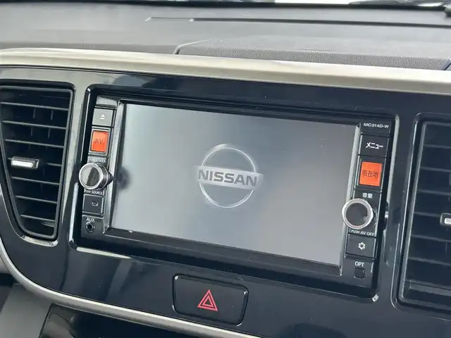 日産 デイズ ルークス X Vセレ +SeftyⅡ 静岡県 2015(平27)年 5.6万km モカブラウンP 純正SDナビ/(BT/CD/DVD/AM/FM/AUX)/フルセグTV/バックカメラ/全方位カメラ/両側パワスラ/電動格納ミラー/ETC/エマージェンシーブレーキ/スマートキー/プッシュスタート/ベンチシート