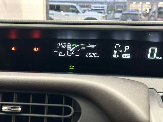 トヨタ アクア G 宮城県 2016(平28)年 0.7万km スーパーレッドⅤ 純正9型ナビ/・BT接続/・フルセグTV/・USB入力/トヨタセーフティセンス/・プリクラッシュセーフティ/・レーンディパーチャーアラート/・オートマチックハイビーム/・クルーズコントロール/純正15インチアルミホイール/バックカメラ/ウィンドシールドデアイサー/ヘッドライトレベライザー/LEDオートライト/革巻きステアリング/ステアリングスイッチ/純正フロアマット