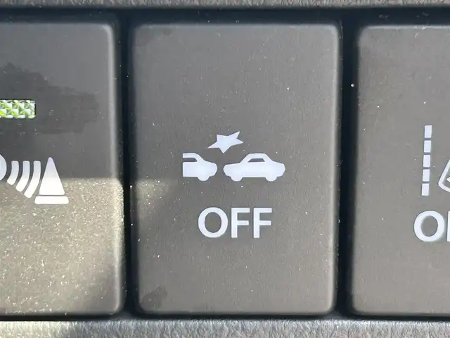 三菱 デリカＤ：２ カスタムHV　MV 岡山県 2019(平31)年 2.9万km ミッドナイトバイオレットメタリック 登録時走行距離28881km/社外8インチナビ/(AM/FM/CD/Bluetooth)/マルチアラウンドモニター/両側パワースライドドア/前後ドライブレコーダー/e-Assisut/・衝突被害軽減ブレーキシステム/・車線逸脱警報システム/レーダークルーズコントロール/ソナーシステム/横滑り防止装置/アイドリングストップ/D席シートヒーター/USB入力端子/純正フロアマット/15インチ純正AW/プッシュスタート/スマートキー