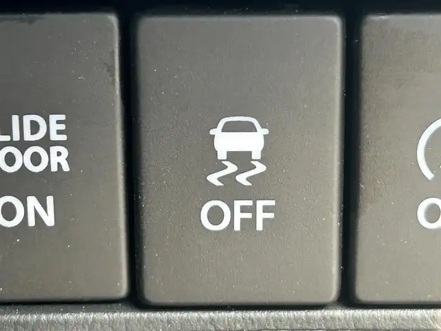 三菱 デリカＤ：２ カスタムHV　MV 岡山県 2019(平31)年 2.9万km ミッドナイトバイオレットメタリック 登録時走行距離28881km/社外8インチナビ/(AM/FM/CD/Bluetooth)/マルチアラウンドモニター/両側パワースライドドア/前後ドライブレコーダー/e-Assisut/・衝突被害軽減ブレーキシステム/・車線逸脱警報システム/レーダークルーズコントロール/ソナーシステム/横滑り防止装置/アイドリングストップ/D席シートヒーター/USB入力端子/純正フロアマット/15インチ純正AW/プッシュスタート/スマートキー