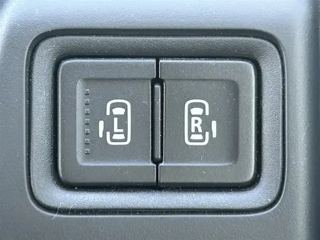 三菱 デリカＤ：２ カスタムHV　MV 岡山県 2019(平31)年 2.9万km ミッドナイトバイオレットメタリック 登録時走行距離28881km/社外8インチナビ/(AM/FM/CD/Bluetooth)/マルチアラウンドモニター/両側パワースライドドア/前後ドライブレコーダー/e-Assisut/・衝突被害軽減ブレーキシステム/・車線逸脱警報システム/レーダークルーズコントロール/ソナーシステム/横滑り防止装置/アイドリングストップ/D席シートヒーター/USB入力端子/純正フロアマット/15インチ純正AW/プッシュスタート/スマートキー